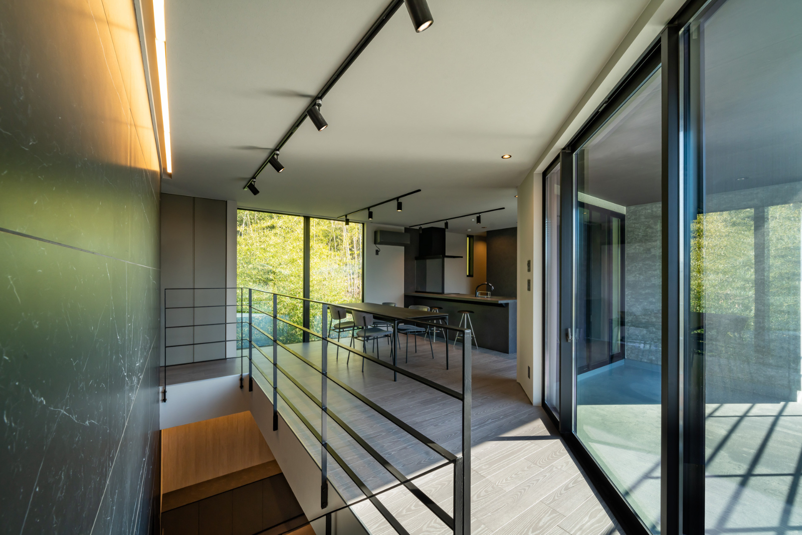 ショールーム見学予約